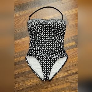 La Blanca women's one piece suit....size 10